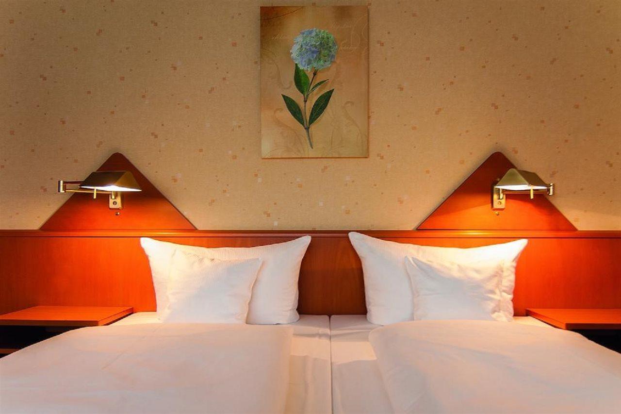 המבורג Itm Hotel Deutsches Haus מראה חיצוני תמונה